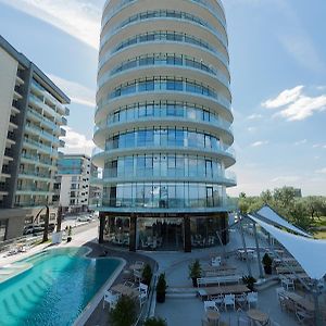White Tower Mamaia
